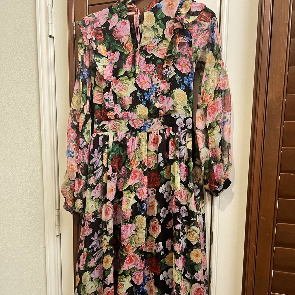 **🌸 Y.A.S Floral Long Sleeve Maxi Dress size S